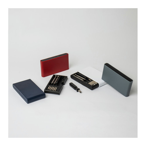 Kit Ferramenta Plástico 9 Peças 13,7x7,3cm