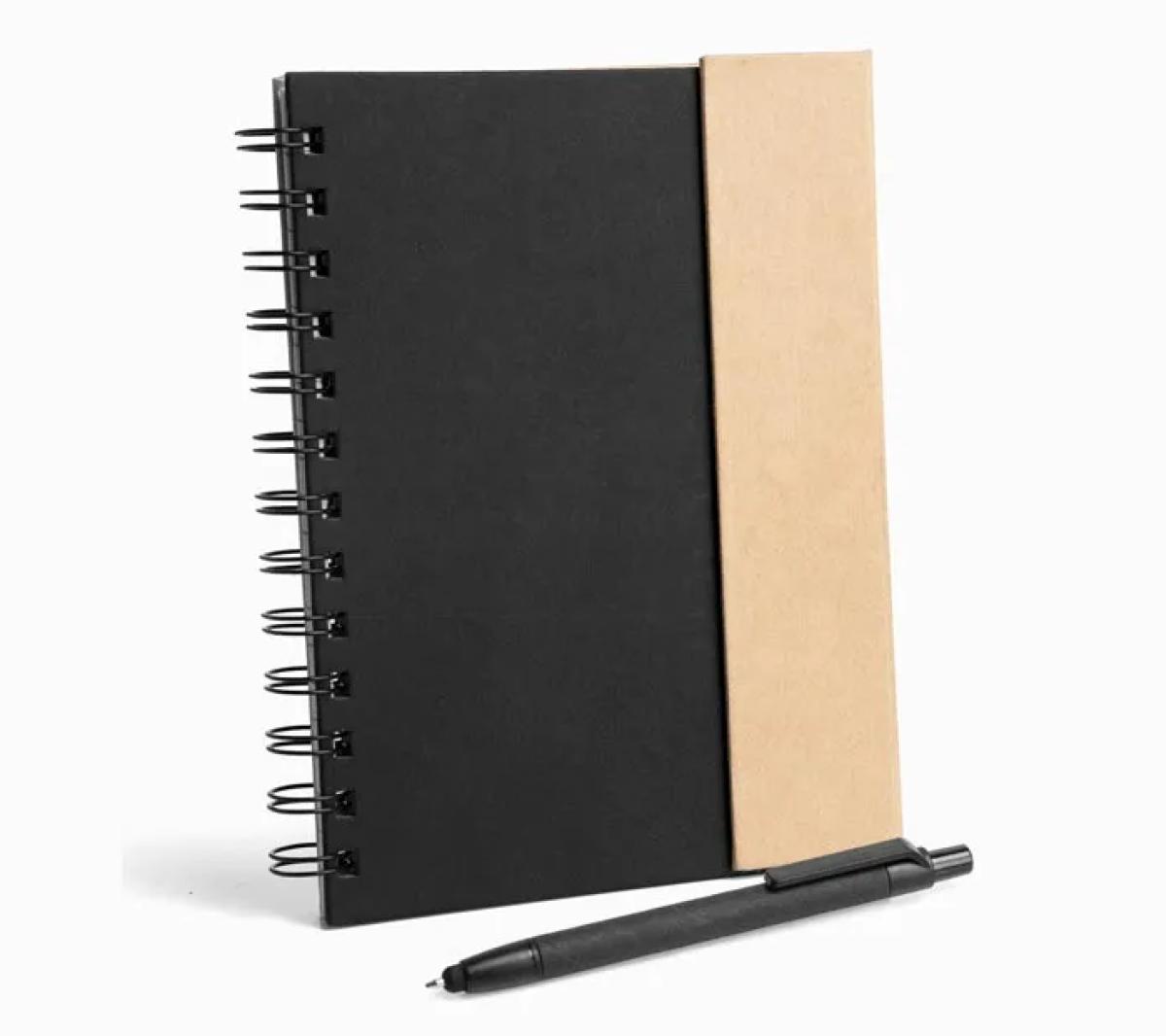 Caderno Espiral Capa Dura em Papelão 70 Folhas
