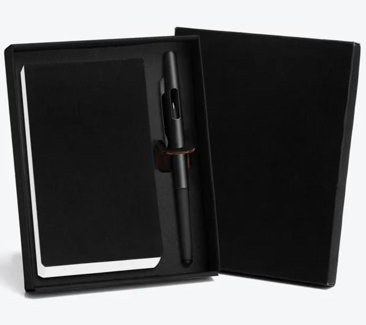 Bloco de Anotações Couro Sintético Sem Pauta com Caneta Silicone