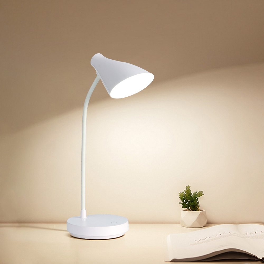 Luminária Articulável Led Plástica Recarregável